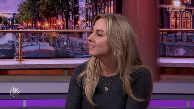 Is tongen uit de mode?