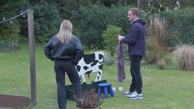 Kan Nikita wennen aan het boerenleven?