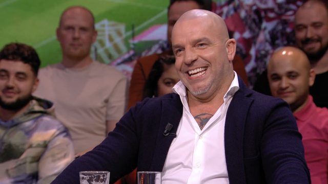 Andy legt uit: 'Daarom is Wesley er niet bij vanavond'