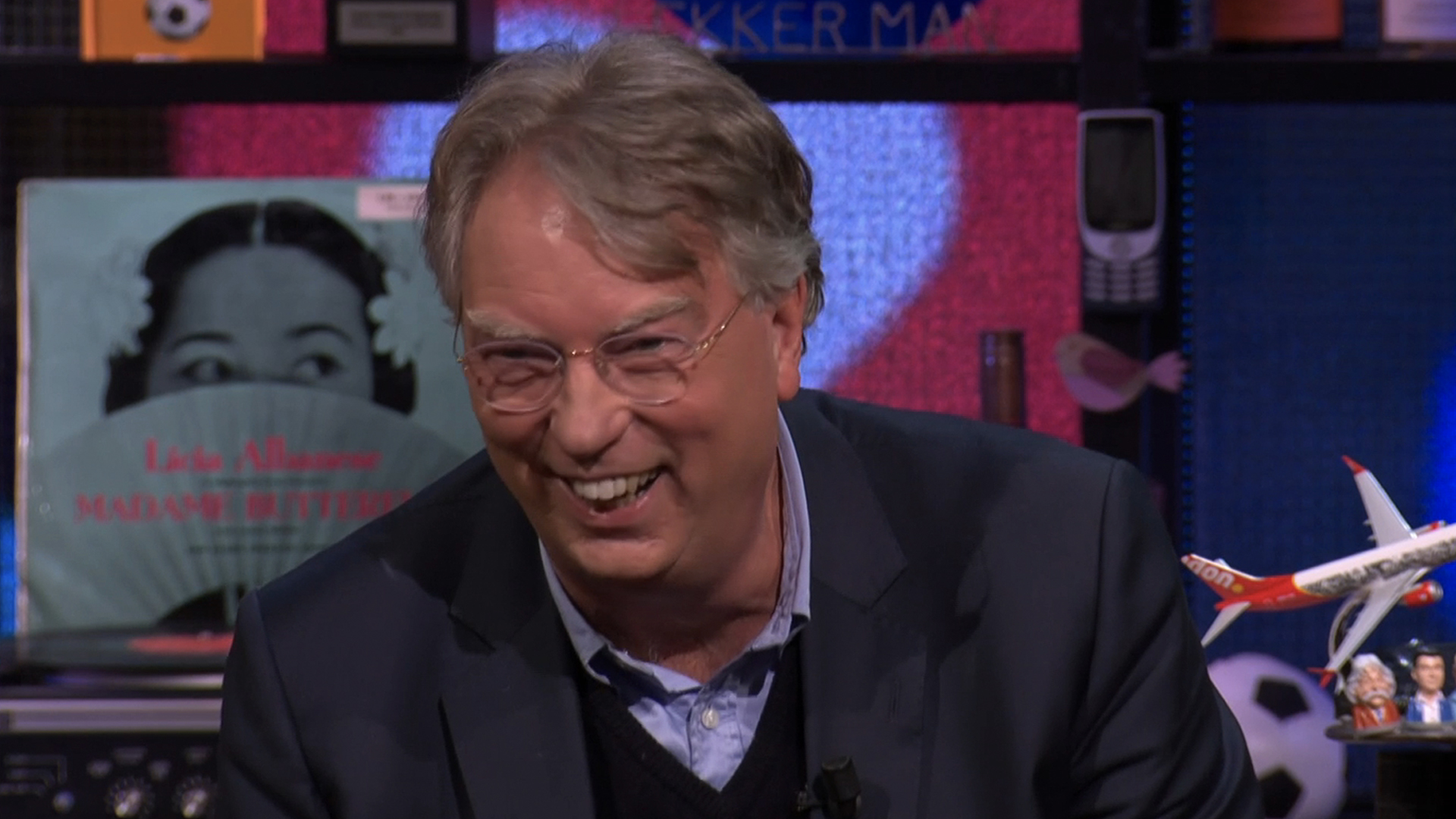 Arend Jan Boekestijn geniet van héérlijke imitatie van zichzelf: 'Hij kan hier zo gaan zitten!'