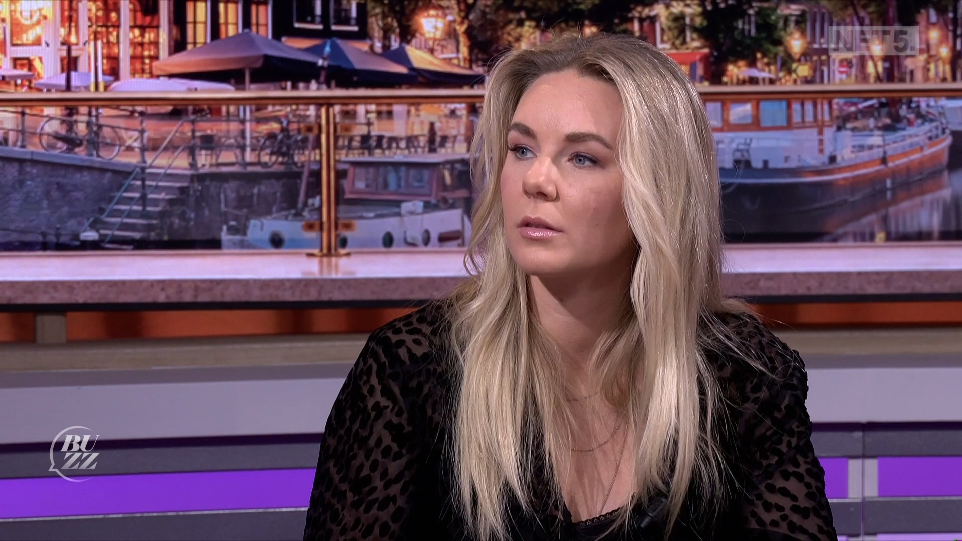 Waarom zien we zo weinig vrouwen op tv?