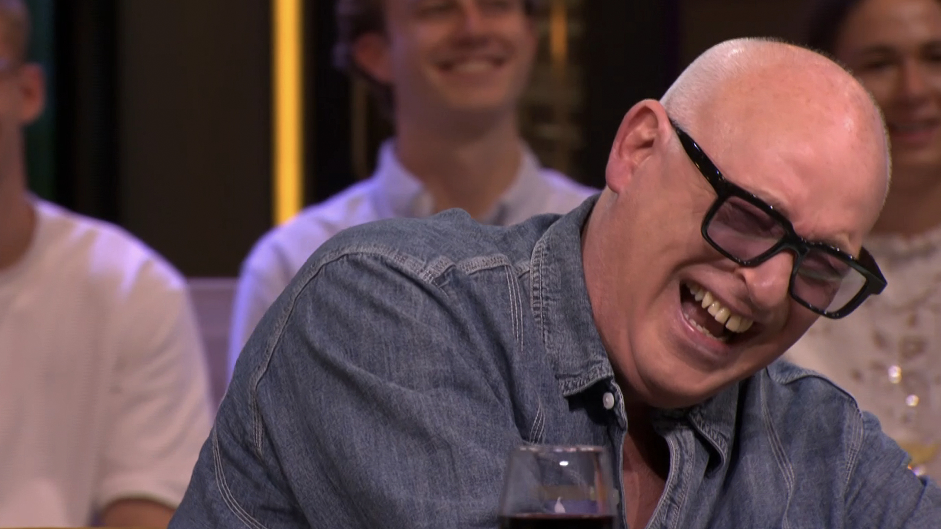 René van der Gijp gaat stuk om bizar verhaal over voormalig NEC-spits
