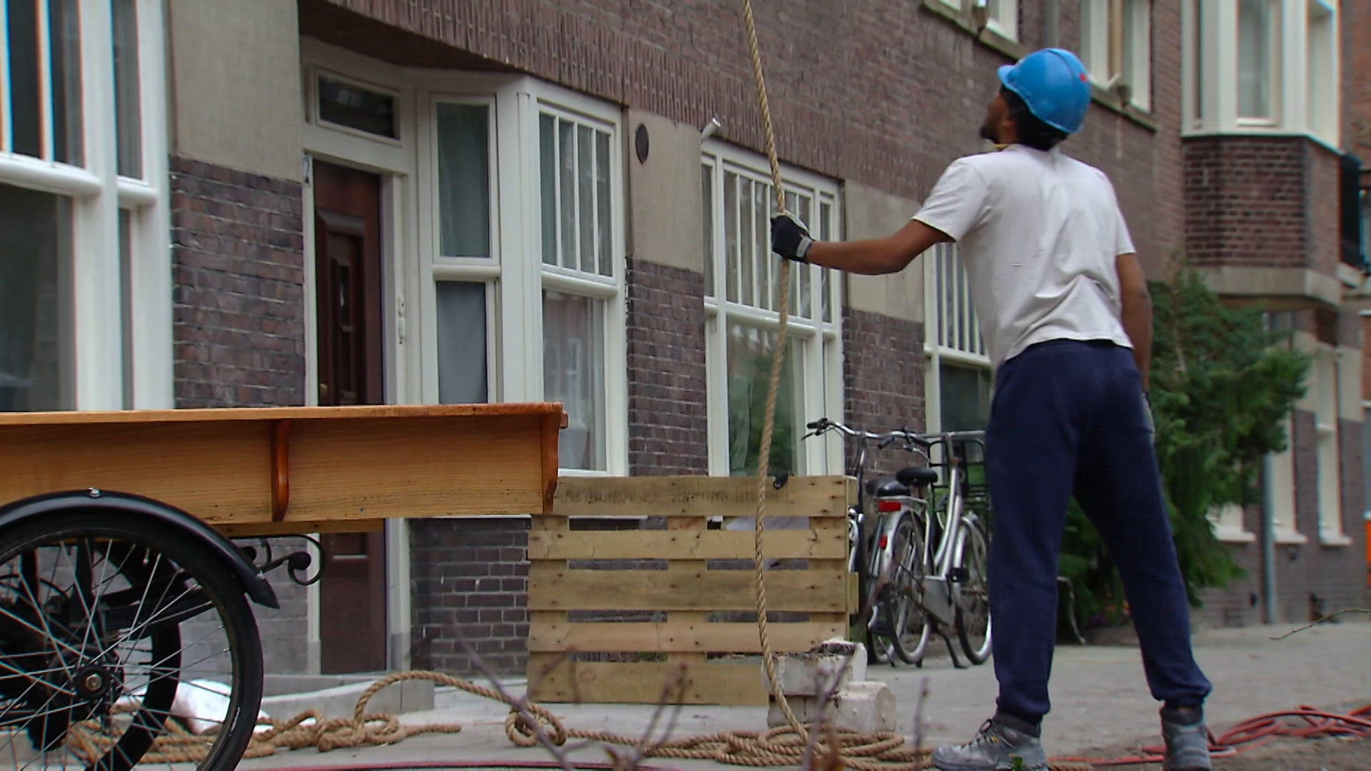 Het extra puin wordt niet opgehaald...
